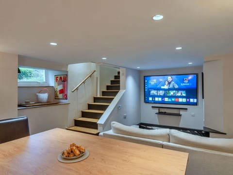 Snow, Mountainous Landforms, Mountain, Winter, Mountain Range, Hill, Landscape, Highland, Hill Station, Glacial Landform