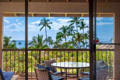Studio, 1 King Bed, Balcony, Ocean View (Wailea Ekahi 12D) | Outdoor dining