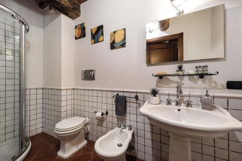 Deluxe Apartment with View and Garden Apartment in Emilia-Romagna