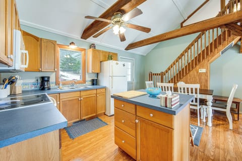 Dining Table | Kitchen