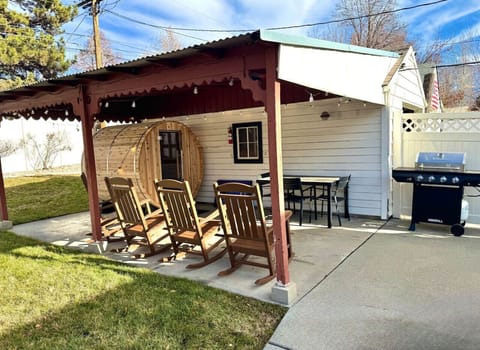 Patio - Sauna - BBQ