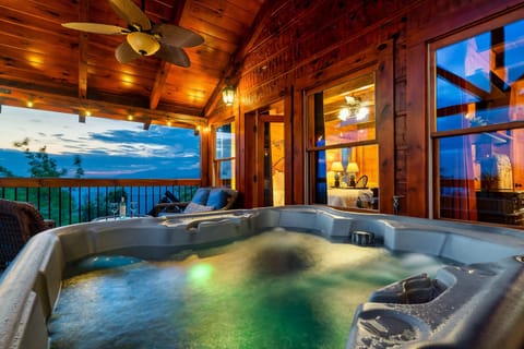 Hot tub with a view mountain sunsets included
