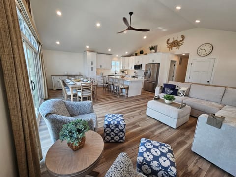Kitchen , Dining Living Room