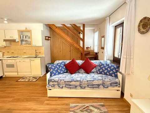 House, Residential Area, Home, Door, Porch, Shade, Estate, Lawn, Yard, Balcony