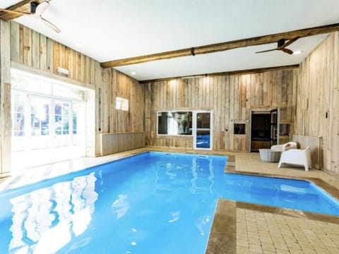 Holiday Home Swimming Pool