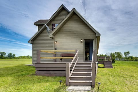 Sprakers Vacation Rental | 4BR | 2.5BA | Steps to Enter | 1,900 Sq Ft