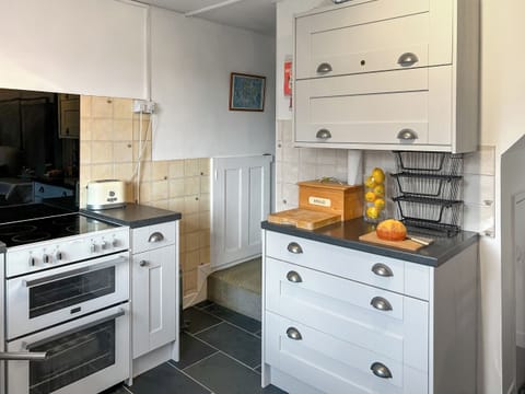 Kitchen | Orchard Cottage, Penzance