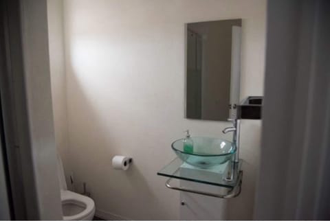 Apartment, 2 Bedrooms, Smoking, Terrace | Bathroom