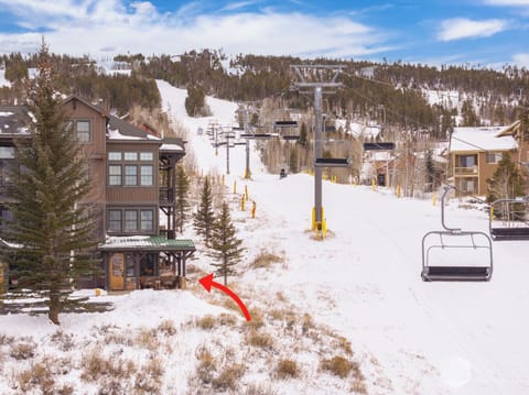 Our home offers true ski-in / ski out access to the Kicking Horse ski run
