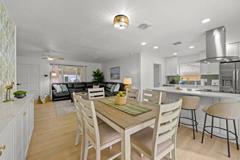 Dining Room/Kitchen Area