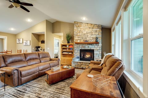 House (3 Bedrooms) | Interior