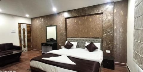 Double Room | WiFi (free)