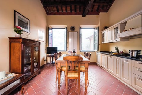 OAKS AND LAVENDER Apartment in Emilia-Romagna