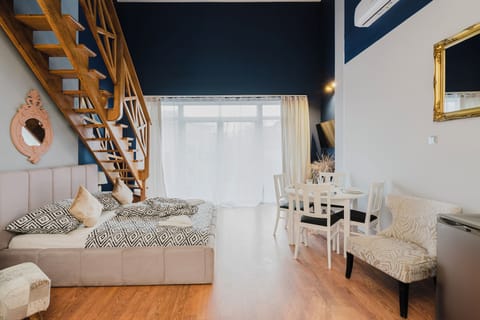 Classic Apartment | Living area | TV