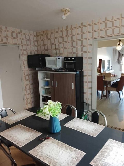 Traditional Apartment | In-room dining