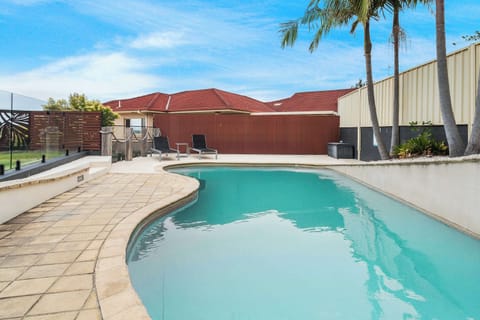Pacific View  |  Outdoor Pool