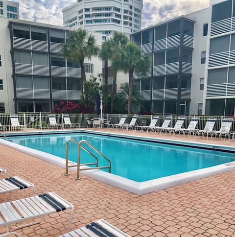 Pool area (newly resurfaced)