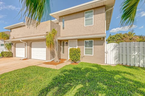 Well maintained front yard.