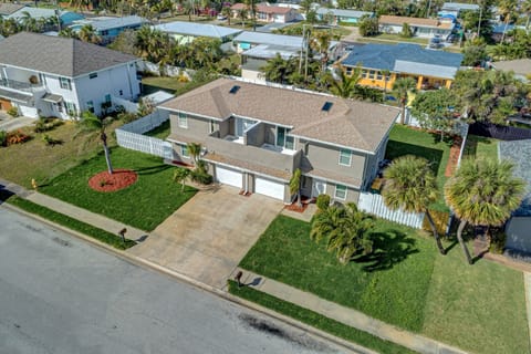 Well maintained front yard.