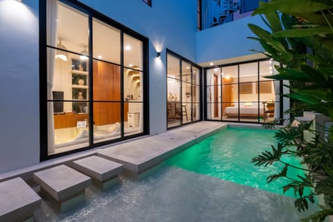 Basic House | Pool | Outdoor pool
