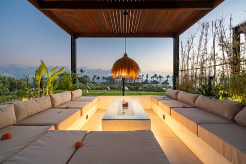 Basic Villa | Terrace/patio