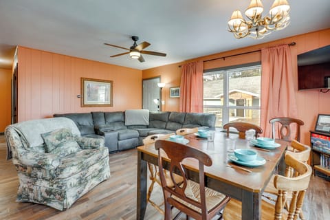 Tomahawk Vacation Rental | 3BR | 1BA | Steps to Enter | 1,050 Sq Ft