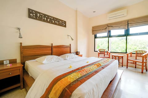 Standard Double Room, Garden View | Free WiFi