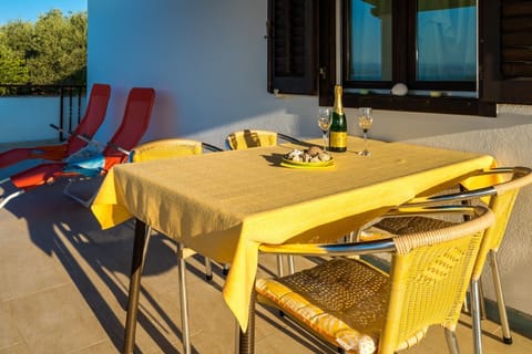 Apartment (A1) | Balcony