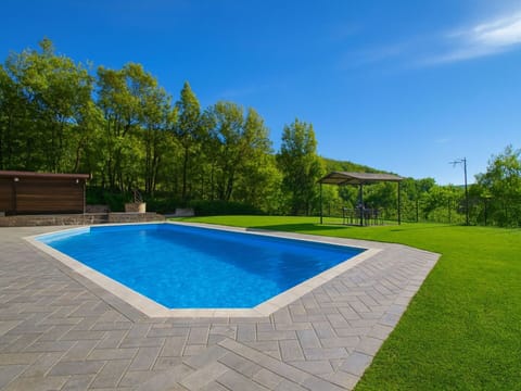 Swimming Pool, Composite Material, Resort, Water Feature, Flagstone, Landscaping, Shade, Eco Hotel, Concrete, Garden