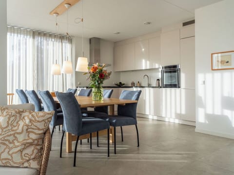 Blue, Residential Area, Suburb, Estate, Landscaping, Hedge