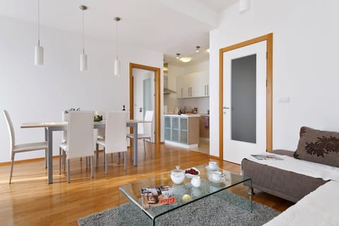 Apartment (A1) | Living room | DVD player