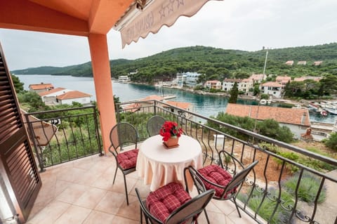 Apartment (A1) | Terrace/patio