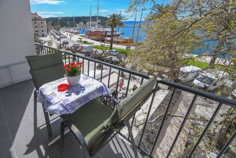 Apartment (A1) | Balcony