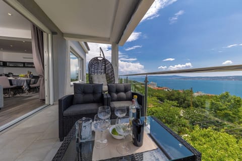 Apartment (A1) | Balcony