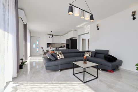 Apartment (A1) | Living room