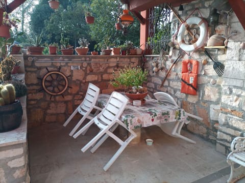 Studio (A1) | Terrace/patio