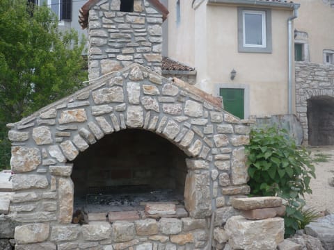 BBQ/picnic area