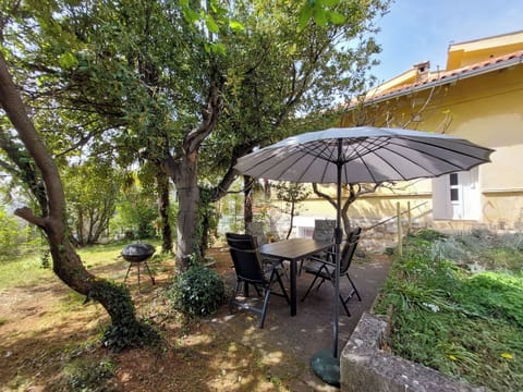 Apartment (A1) | Terrace/patio
