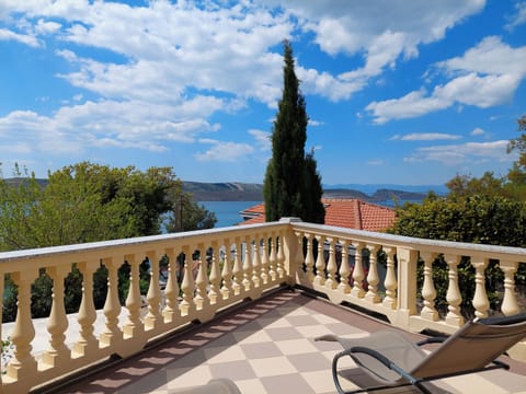 Apartment (A1) | Water view