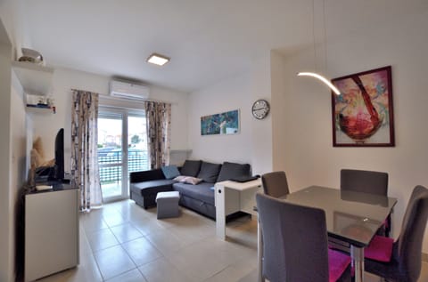 Apartment (A1) | Living room