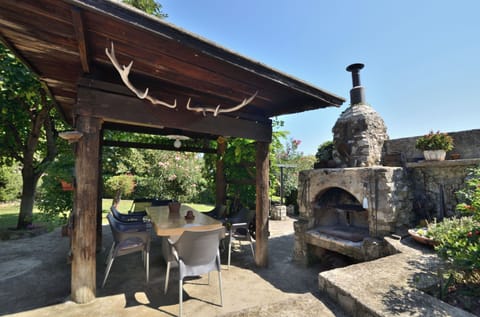 BBQ/picnic area