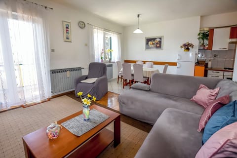 Apartment (A1) | Living room