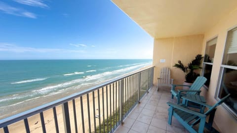 Apartment, 4 Bedrooms | Property grounds