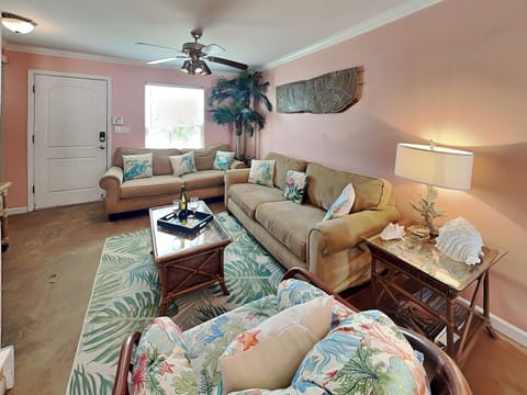 Welcome to Gulfside Beach Condos 3 - Sandy Seashell!
