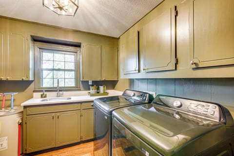 Laundry Room | 1st Floor