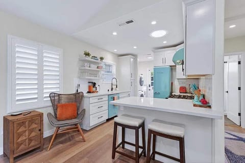 Bar-style seating in Kitchen