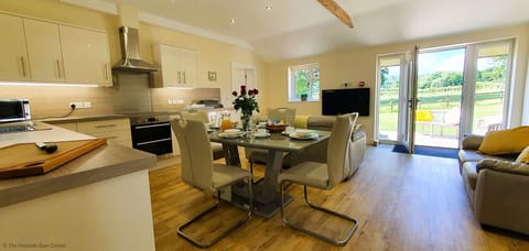 Open plan kitchens and lounges plus SMART TVs throughout