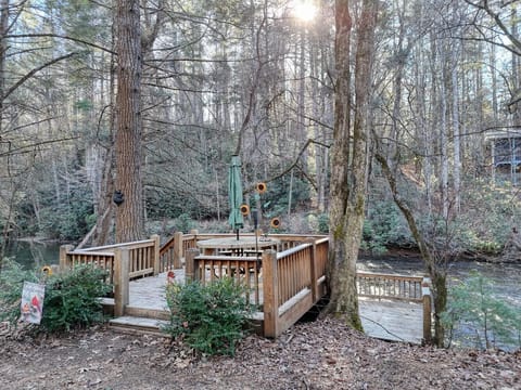 "This is our second time renting one of Joni’s properties"-Jackie Dec2025 