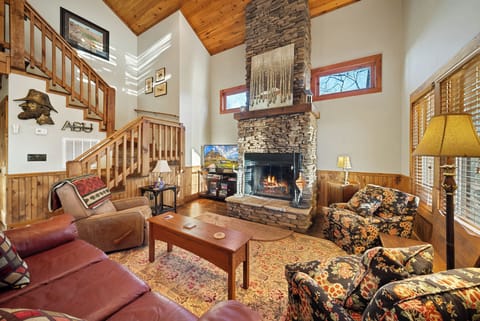 Welcome to Lazy Bear Cabin