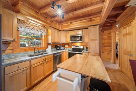 Kitchen with Center Island